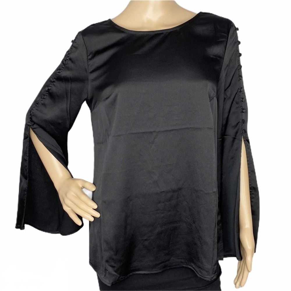 Carmen by Carmen Marc Valvo Black Satin Embellished Sleeve Top Size Small - Picture 1 of 9